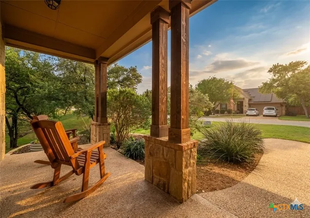Photo 3 of Single family home for sale at 2402 Twin Ridge Ct, Belton, TX 76513 | MLS# 614924 | Listing updated on 2026-09-23