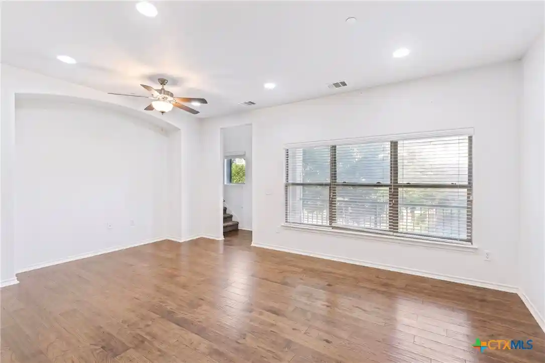 Photo 3 of Sale Pending at 208 Birch Oak Ln, Georgetown, TX 78628 | MLS# 614997 | Listing updated on 2026-10-28
