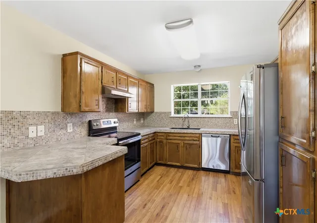 Photo 4 of Single family home for sale at 702 Rein Dr, Killeen, TX 76542 | MLS# 614132 | Listing updated on 2026-09-01