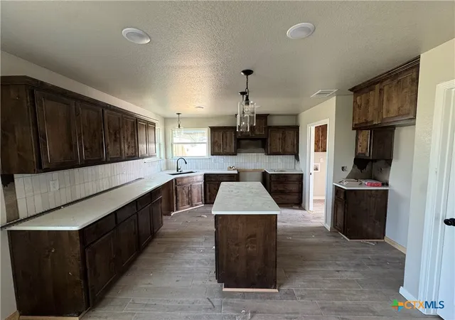 Photo 4 of Single family home for sale at 2570 Cowgirl Trl, Belton, TX 76513 | MLS# 615130 | Listing updated on 2026-10-06
