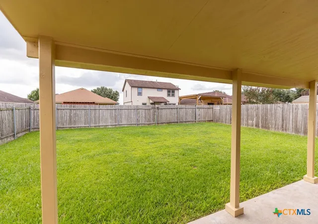 Photo 4 of Single family home for sale at 122 Cobble Stone Ct, Victoria, TX 77904 | MLS# 614788 | Listing updated on 2026-09-16