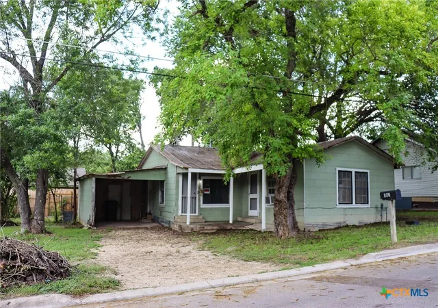 Photo 2 of Single family home for sale at 803 3rd Street, Lockhart, TX 78644 | MLS# 615017 | Listing updated on 2026-08-07
