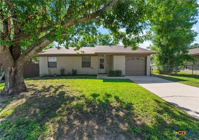Photo 1 of Sale Pending at 1707 Hammond Dr, Killeen, TX 76543 | MLS# 615264 | Listing updated on 2026-09-01