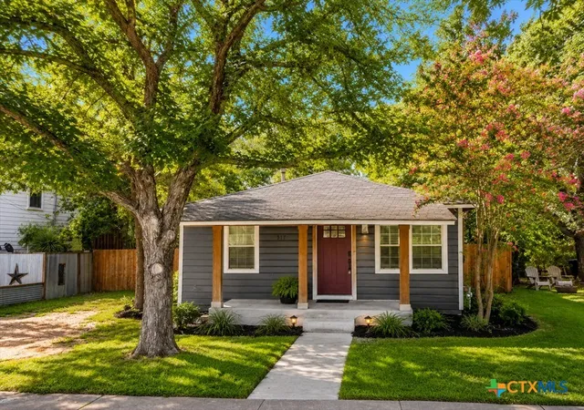 Photo 2 of Single family home for sale at 517 W Martin Luther King Dr, San Marcos, TX 78666 | MLS# 615223 | Listing updated on 2026-07-10