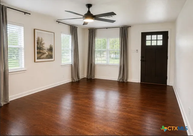 Photo 3 of Single family home for sale at 517 W Martin Luther King Dr, San Marcos, TX 78666 | MLS# 615223 | Listing updated on 2026-07-10