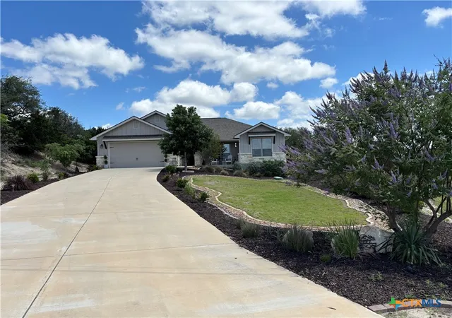 Photo 1 of Single family home for sale at 192 Yucca Dr, Canyon Lake, TX 78133 | MLS# 615273 | Listing updated on 2026-08-20
