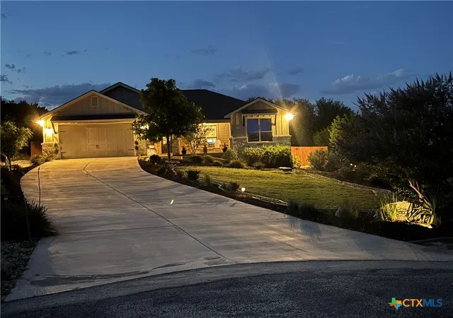 Photo 2 of Single family home for sale at 192 Yucca Dr, Canyon Lake, TX 78133 | MLS# 615273 | Listing updated on 2026-08-20