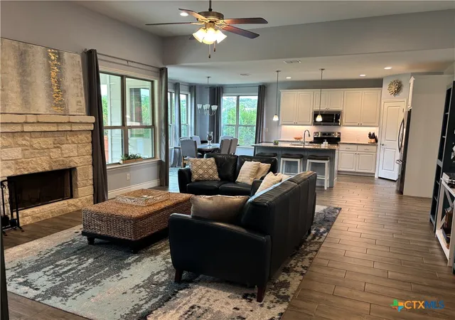 Photo 3 of Single family home for sale at 192 Yucca Dr, Canyon Lake, TX 78133 | MLS# 615273 | Listing updated on 2026-08-20