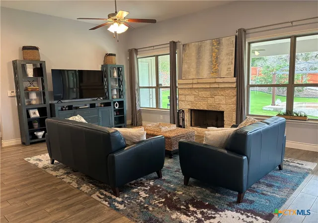 Photo 4 of Single family home for sale at 192 Yucca Dr, Canyon Lake, TX 78133 | MLS# 615273 | Listing updated on 2026-08-20