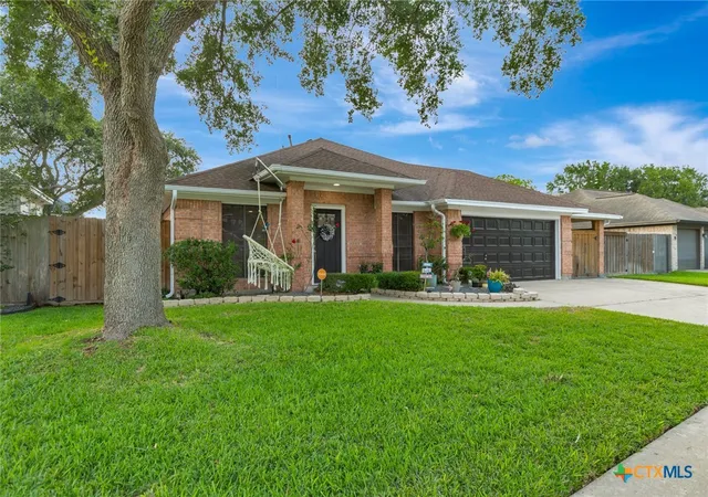 Photo 1 of Single family home for sale at 617 Brocton St, Victoria, TX 77904 | MLS# 615240 | Listing updated on 2026-08-22