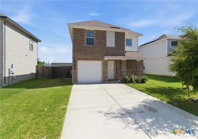 Photo 3 of Single family home for sale at 604 Saxon St, Seguin, TX 78155 | MLS# 615262 | Listing updated on 2026-08-25