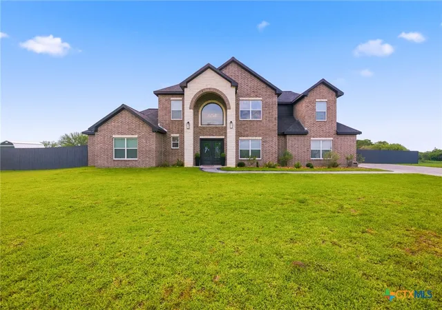 Photo 1 of Single family home for sale at 2466 Parsons Rd, Victoria, TX 77904 | MLS# 614954 | Listing updated on 2026-08-19
