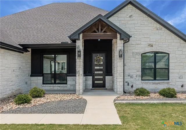Photo 3 of Single family home for sale at 8162 Travertine Ln, Moody, TX 76557 | MLS# 615088 | Listing updated on 2026-09-14