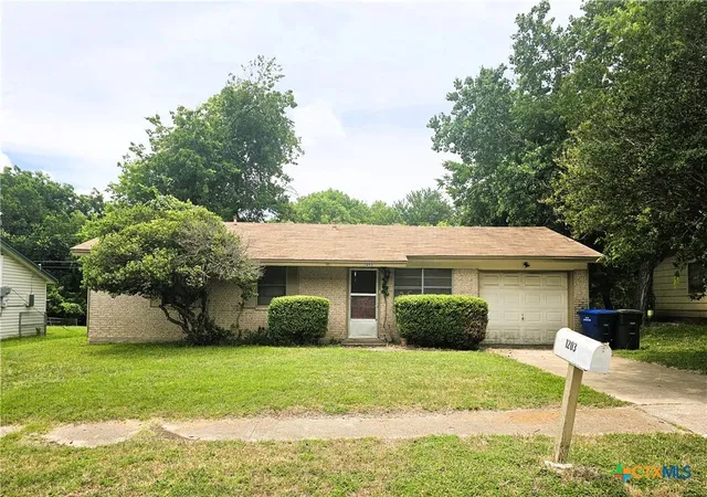 Photo 1 of Single family home for sale at 1203 Curry Ave, Copperas Cove, TX 76522 | MLS# 615808 | Listing updated on 2026-08-30
