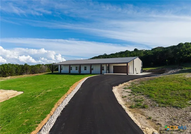 Photo 2 of Single family home for sale at 2657 Bradford Dr, Copperas Cove, TX 76522 | MLS# 616112 | Listing updated on 2026-09-05