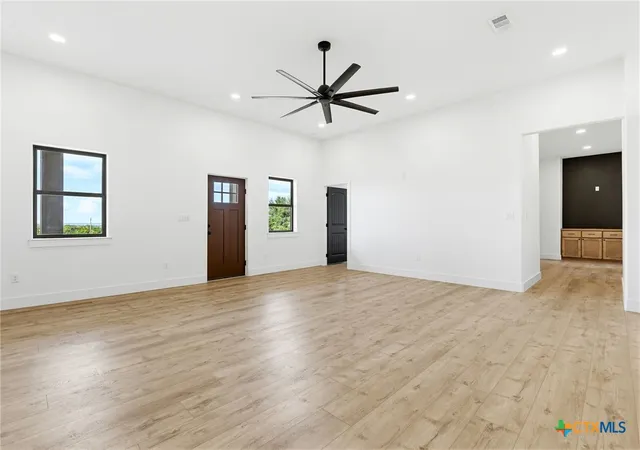 Photo 4 of Single family home for sale at 2657 Bradford Dr, Copperas Cove, TX 76522 | MLS# 616112 | Listing updated on 2026-09-05