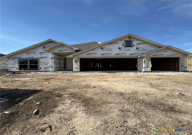 Photo 2 of Sale Pending at 10258 Kimberlite Dr, Temple, TX 76502 | MLS# 615848 | Listing updated on 2026-09-01