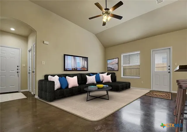 Listing Photo 4 - Condo for sale in building located at 343&345 Emma Dr, New Braunfels, TX 78130