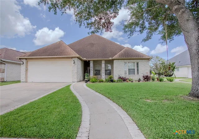 Photo 1 of Single family home for sale at 218 West Hvn, Victoria, TX 77904 | MLS# 616327 | Listing updated on 2026-08-16