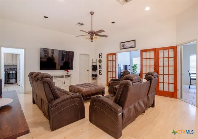 Photo 2 of Single family home for sale at 218 West Hvn, Victoria, TX 77904 | MLS# 616327 | Listing updated on 2026-08-16