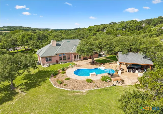 Photo 3 of Single family home for sale at 184 Stockman Cir, Spring Branch, TX 78070 | MLS# 615794 | Listing updated on 2026-08-31