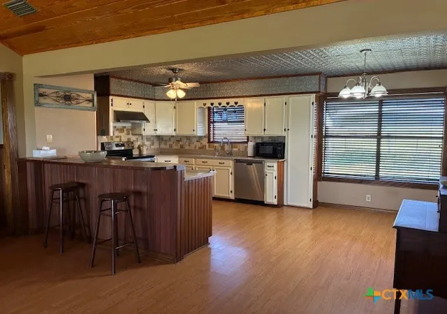 Photo 3 of House for sale at 1997 Martinez Rd, Yoakum, TX 77995 | MLS# 616477 | Listing updated on 2026-08-29