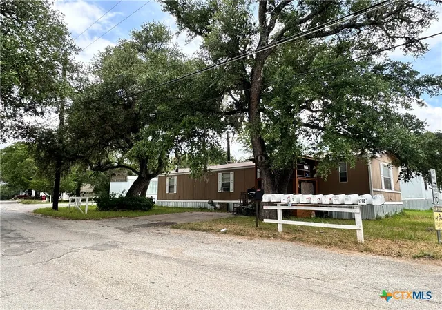 Photo 1 of Manufactured home for sale at 1712 Hofheinz St, San Marcos, TX 78666 | MLS# 615933 | Listing updated on 2026-09-11