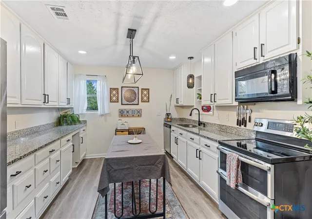 Photo 4 of Single family home for sale at 30 Pecan Branch 2, Florence, TX 76527 | MLS# 616498 | Listing updated on 2026-08-02