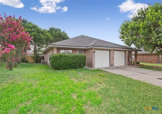 Photo 3 of Townhouse for sale at 4406 Acorn Crk Trl, Killeen, TX 76542 | MLS# 616549 | Listing updated on 2026-09-05
