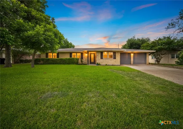 Photo 1 of Single family home for sale at 111 W Welton Ave, Temple, TX 76501 | MLS# 616516 | Listing updated on 2026-08-19