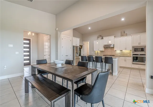 Photo 4 of Single family home for sale at 228 Cruising Oak St, San Marcos, TX 78666 | MLS# 616632 | Listing updated on 2026-09-10