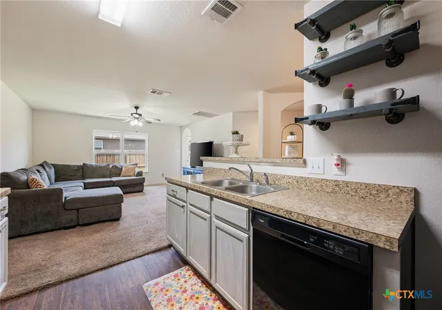Photo 2 of Single family home for sale at 109 Proclamation Ave, Liberty Hill, TX 78642 | MLS# 616551 | Listing updated on 2026-08-03