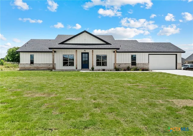 Photo 3 of Single family home for sale at 138 Dana Point Rd, Lorena, TX 76655 | MLS# 616658 | Listing updated on 2026-09-06