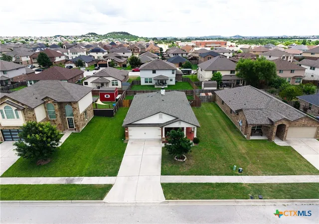 Photo 3 of Sale Pending at 6504 Cool Crk Dr, Killeen, TX 76549 | MLS# 616385 | Listing updated on 2026-09-28