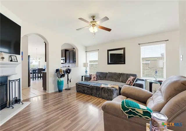 Photo 3 of Sale Pending at 6504 Cool Crk Dr, Killeen, TX 76549 | MLS# 616385 | Listing updated on 2026-09-28