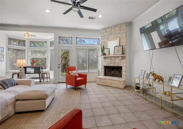 Photo 4 of Single family home for sale at 12 Springwood Cir, Wimberley, TX 78676 | MLS# 616947 | Listing updated on 2026-09-30