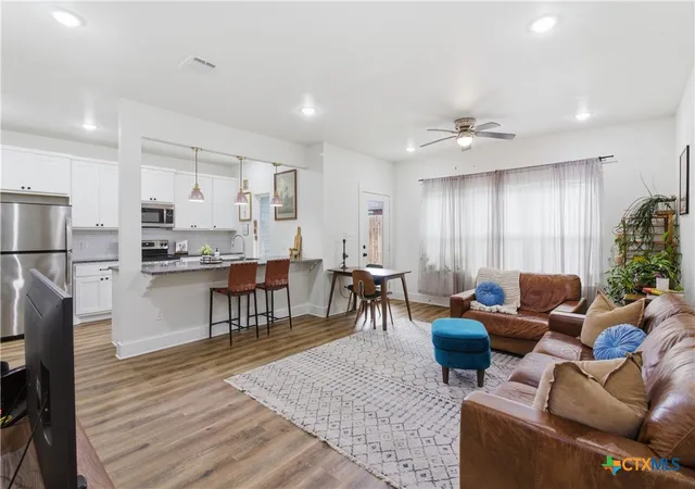 Photo 1 of Townhouse for sale at 1960 Royal Loop, Belton, TX 76513 | MLS# 616132 | Listing updated on 2026-09-16