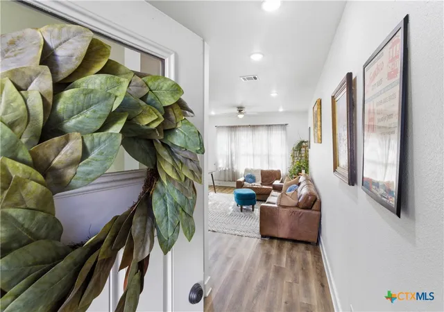 Photo 3 of Townhouse for sale at 1960 Royal Loop, Belton, TX 76513 | MLS# 616132 | Listing updated on 2026-09-16