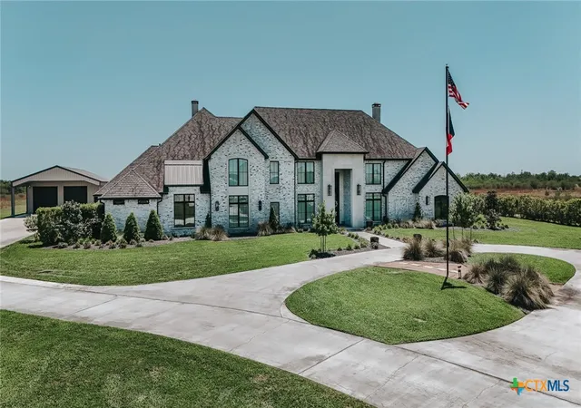Photo 1 of Sale Pending at 499 Dayspring Dr, Victoria, TX 77904 | MLS# 616985 | Listing updated on 2026-09-14