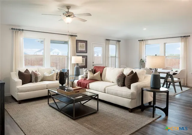 Photo 3 of Sale Pending at 213 Bark Holw, San Antonio, TX 78233 | MLS# 616960 | Listing updated on 2026-08-18
