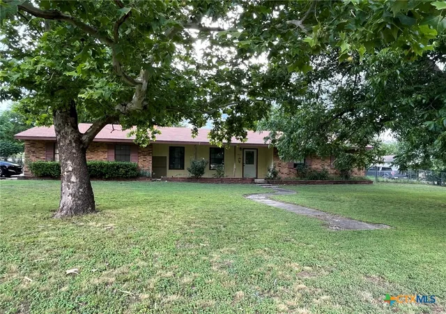Photo 1 of Single family home for sale at 501 S 6th Street, Lometa, TX 76853 | MLS# 617151 | Listing updated on 2026-09-06