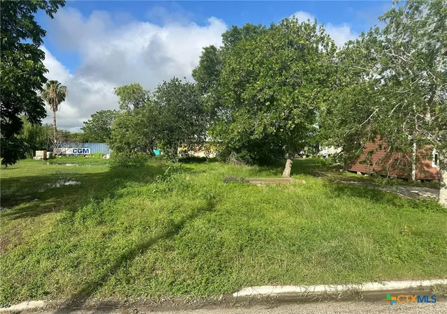 Photo 3 of Land for sale at 719 S Benavides St, Port Lavaca, TX 77979 | MLS# 617259 | Listing updated on 2026-08-12