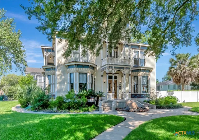 Photo 1 of Sale Pending at 507 S De Leon St, Victoria, TX 77901 | MLS# 616446 | Listing updated on 2026-08-28