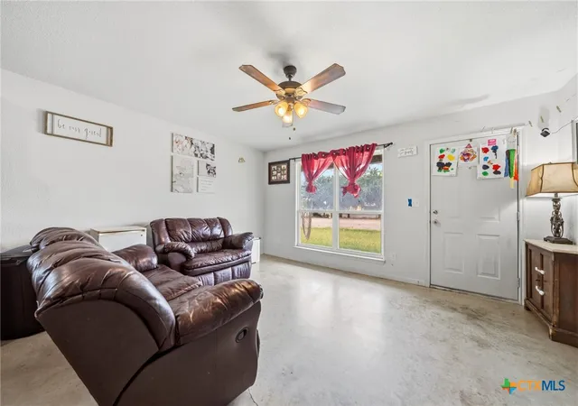 Photo 3 of Single family home for sale at 1309 W Main St, Gatesville, TX 76528 | MLS# 617347 | Listing updated on 2026-09-11