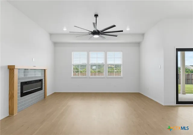 Photo 4 of Single family home for sale at 1454 Walker Pl Blvd, Copperas Cove, TX 76522 | MLS# 617434 | Listing updated on 2026-10-06