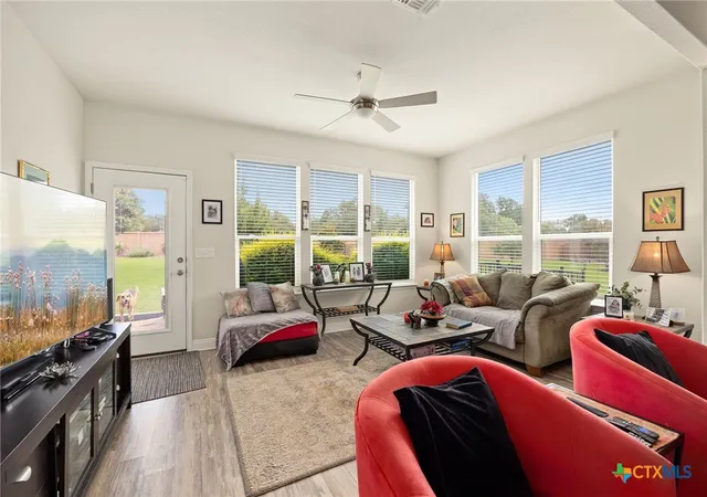 Photo 4 of Single family home for sale at 107 Rockport St, Georgetown, TX 78633 | MLS# 617453 | Listing updated on 2026-08-31