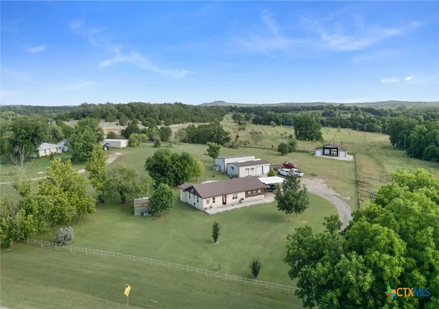 Photo 1 of Single family home for sale at 963 Fm 580, Lampasas, TX 76550 | MLS# 617462 | Listing updated on 2026-09-02