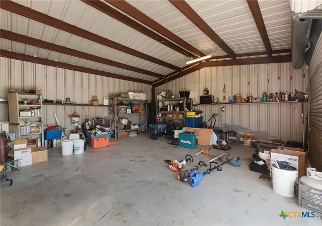 Photo 36 of Single family home for sale at 963 Fm 580, Lampasas, TX 76550 | MLS# 617462 | Listing updated on 2026-09-02