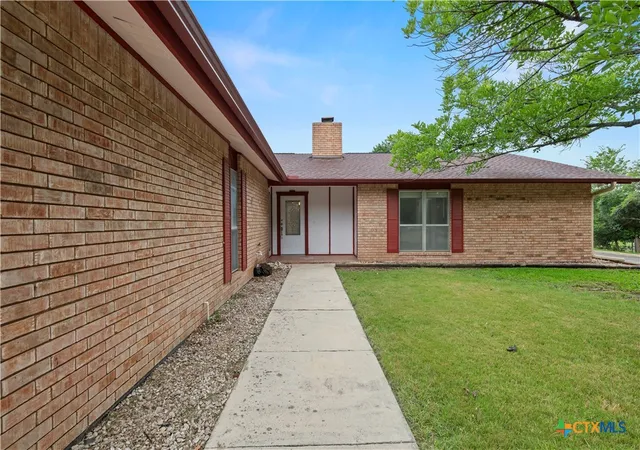 Photo 3 of Single family home for sale at 802 Danny Cir, Harker Heights, TX 76548 | MLS# 617302 | Listing updated on 2026-09-02