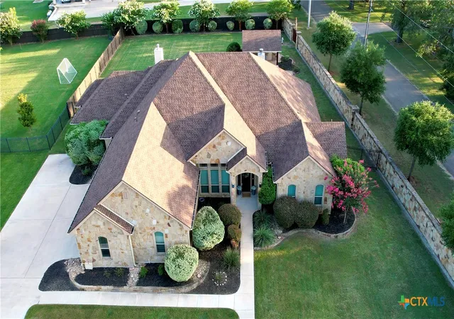Photo 3 of Single family home for sale at 407 Creekside Dr, Salado, TX 76571 | MLS# 617370 | Listing updated on 2026-09-15